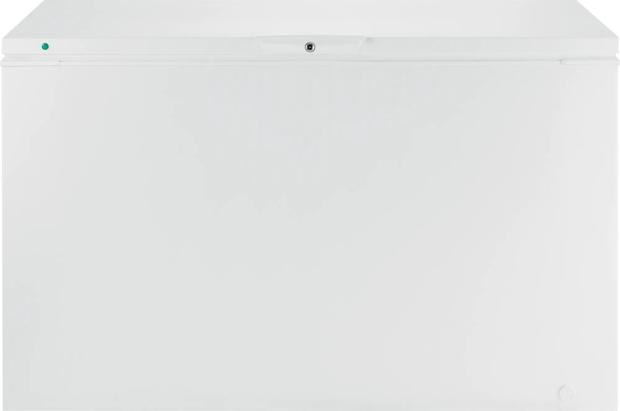 15.6 Cu. Ft. Chest Freezer White-FFFC16M5QW