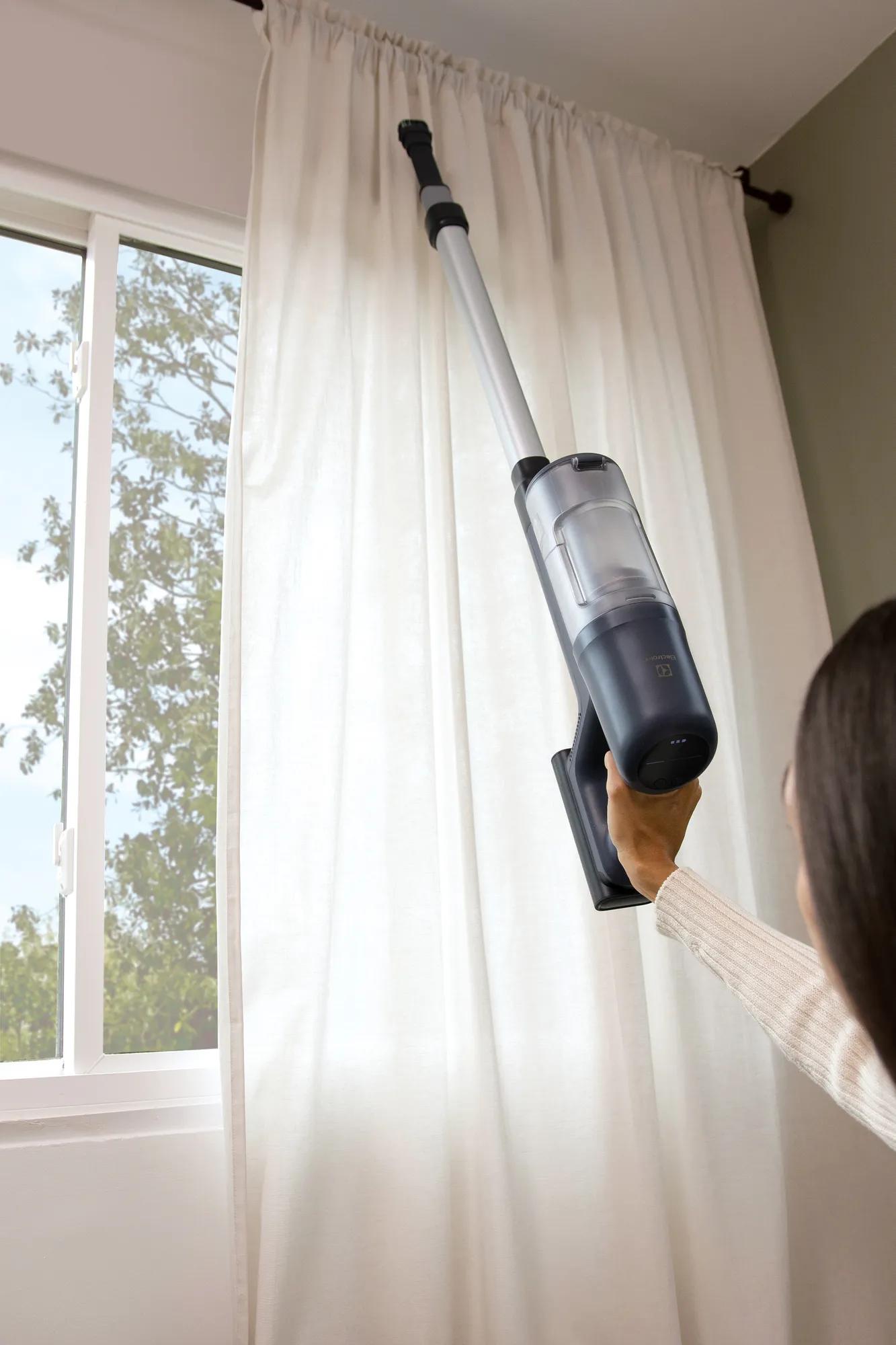 Frigidaire 600 Vacuum - Thumbnail 4