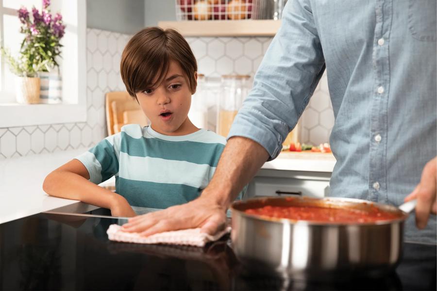 Easy-to-Clean Cooktop