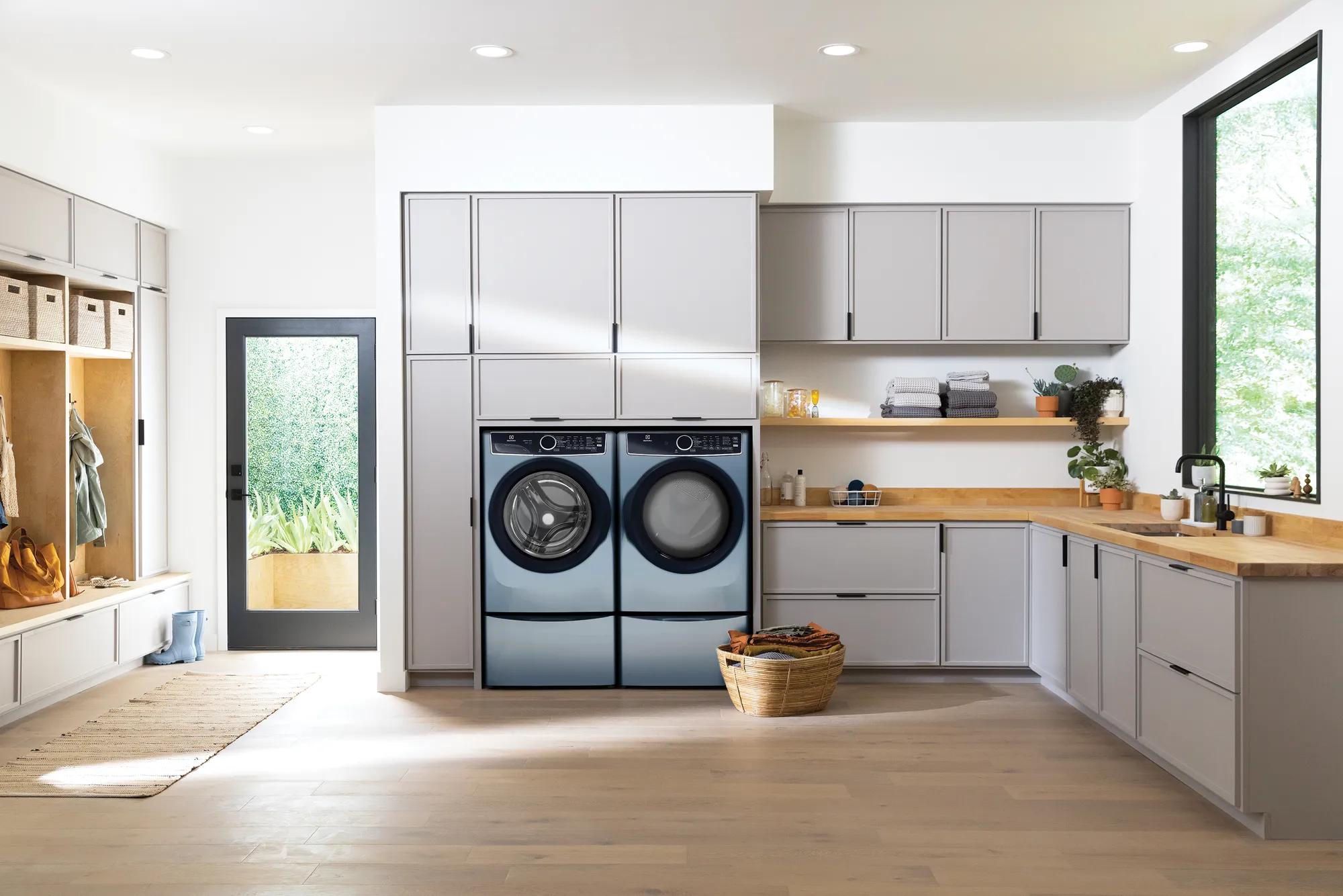 Frigidaire Dryer - Thumbnail 2