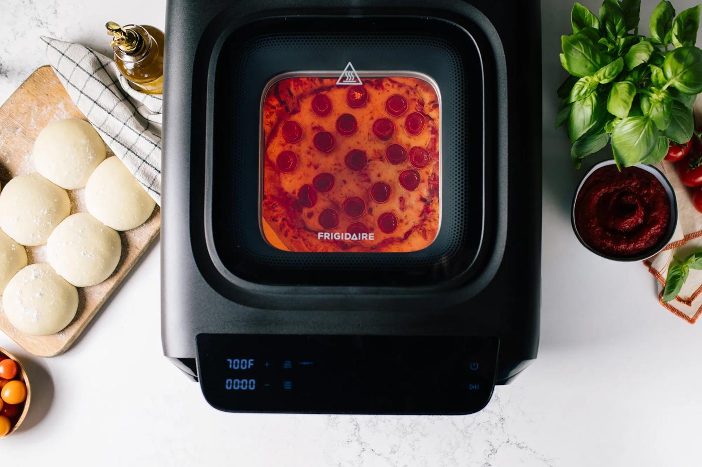 Indoor Pizza Oven Black-FRPO210BC