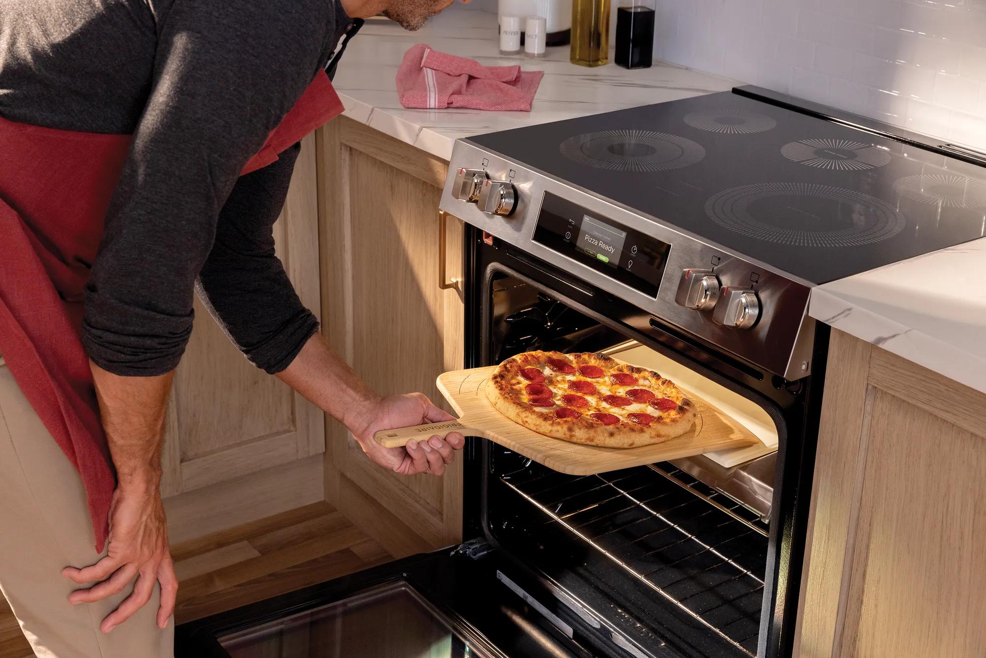 30" Front Control Induction Range with Stone-Baked Pizza Stainless Steel-GCFI307CBF