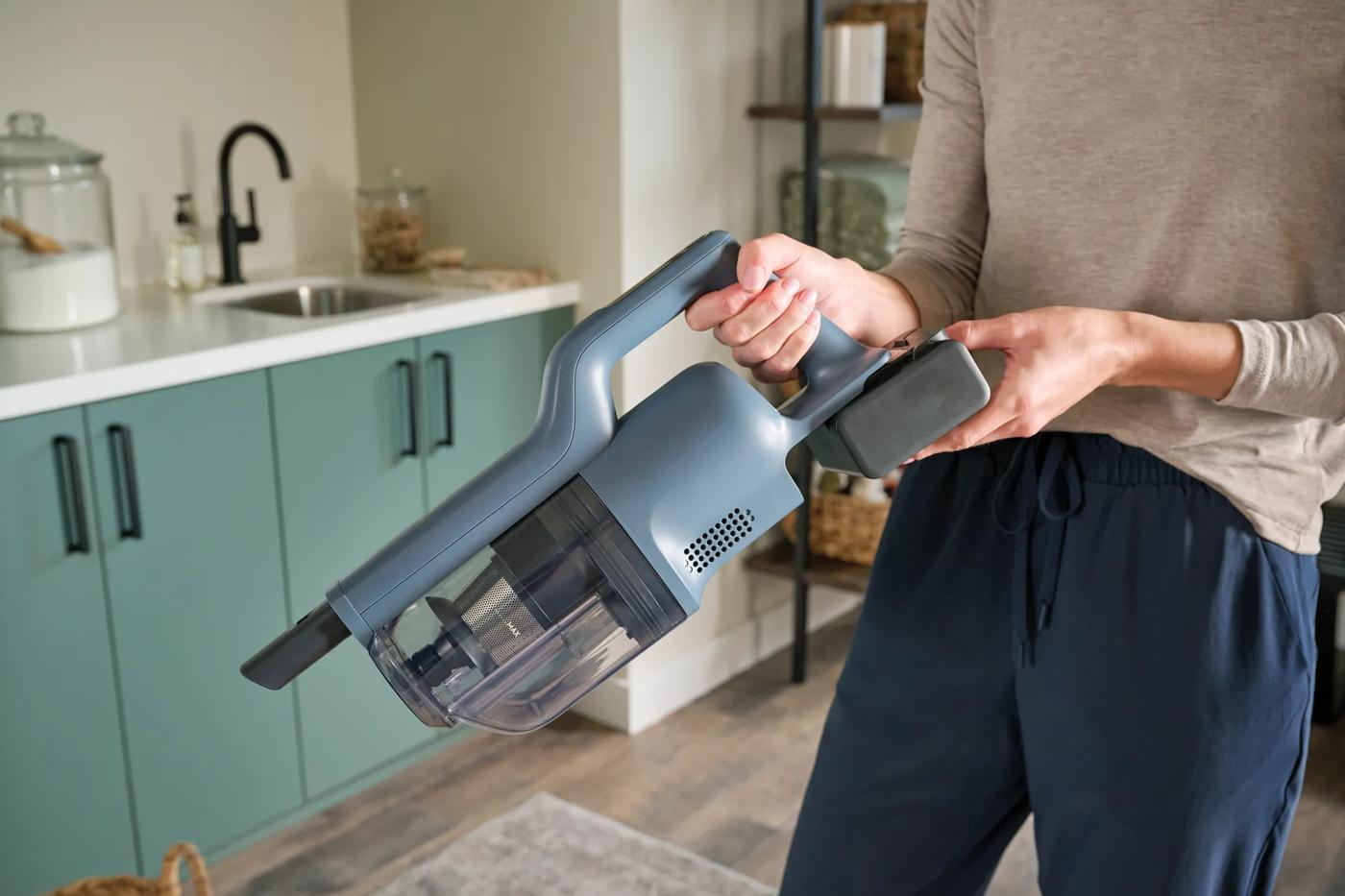 2-in-1 Wet and Dry Vacuum Complete Home 7