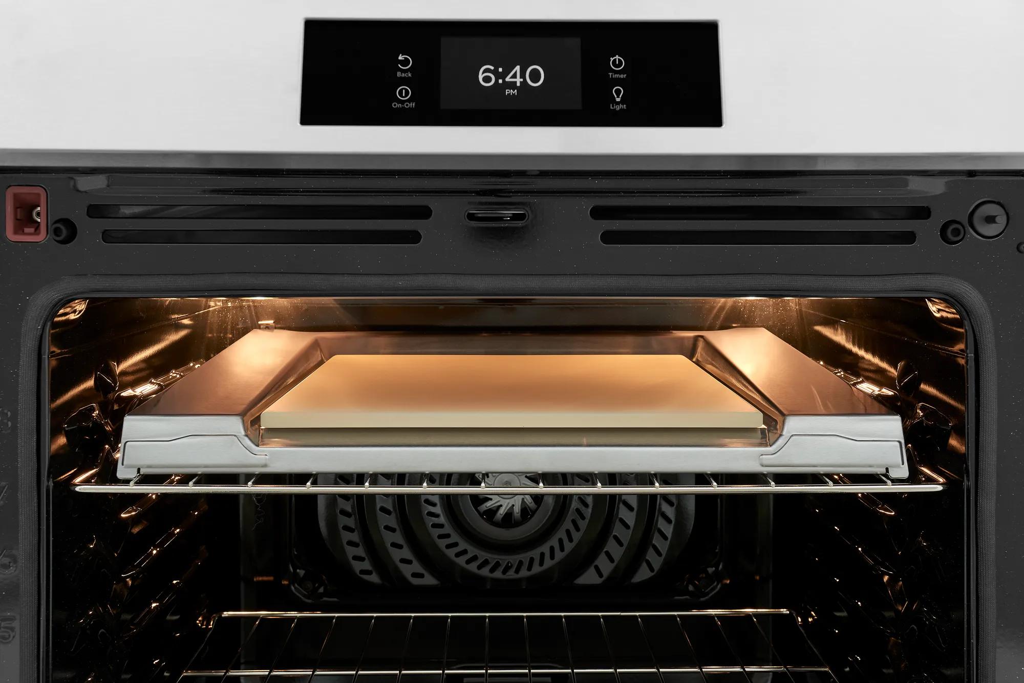 30" Front Control Induction Range with Stone-Baked Pizza Stainless Steel-GCFI307CBF