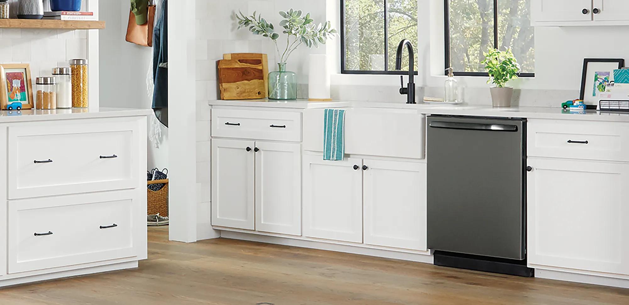 24" Built-In Dishwasher Black Stainless Steel-GDPH4515AD