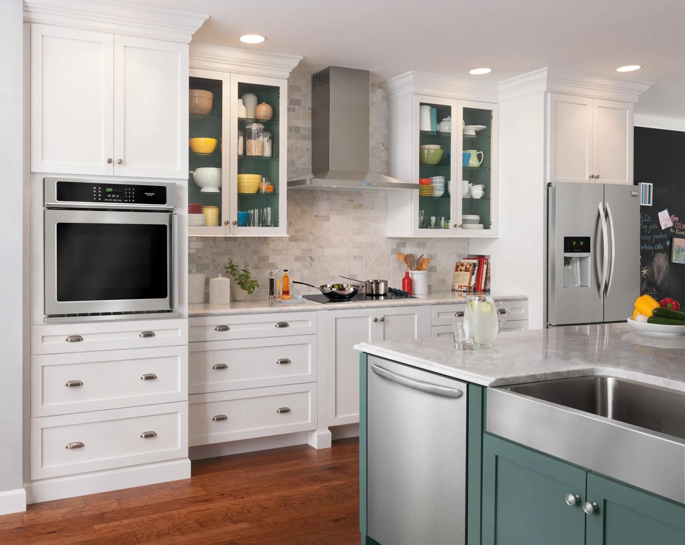 27" Single Electric Wall Oven Stainless Steel-FGEW276SPF