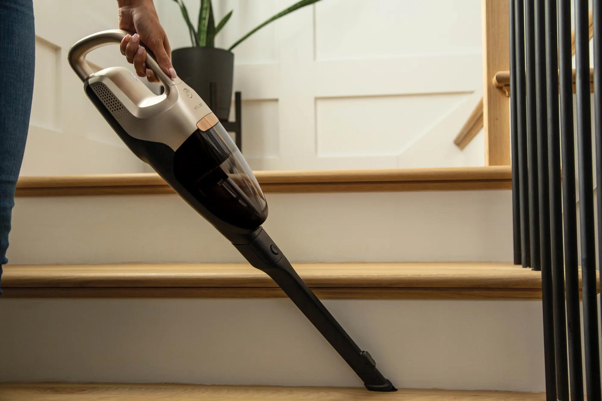 Frigidaire WellQ7 Vacuum