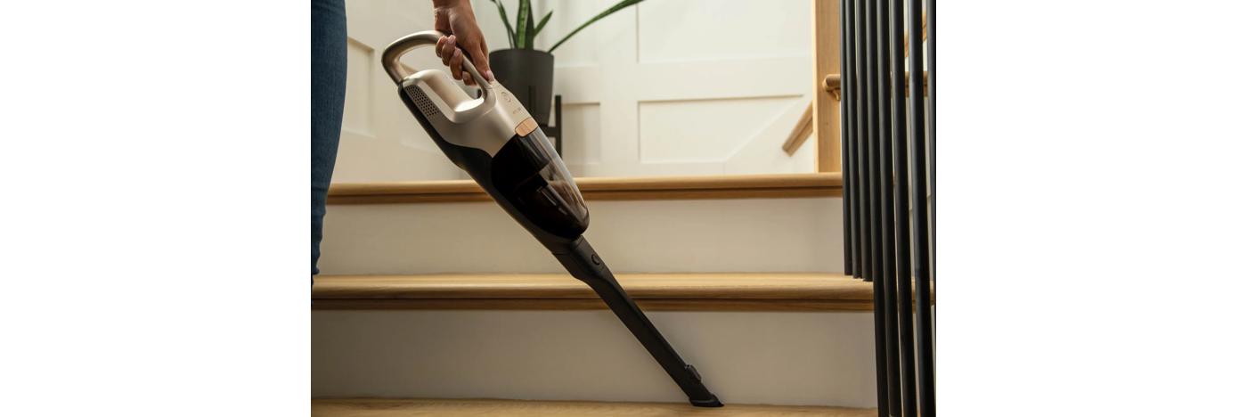 WellQ7™ Hard Floor Vacuum EHVS35H2AQ ElectroluxNA